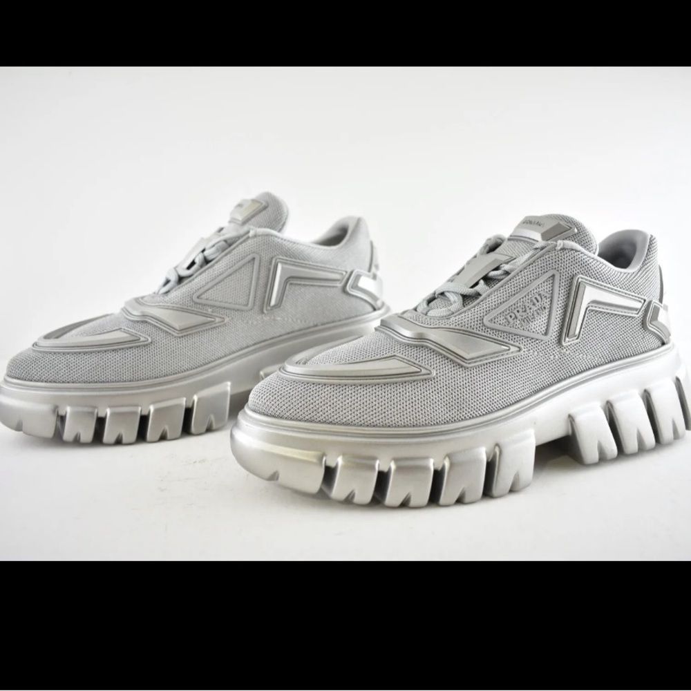 Nwob. Prada Evolution Tech Sneakers Silver And Gr… - image 7